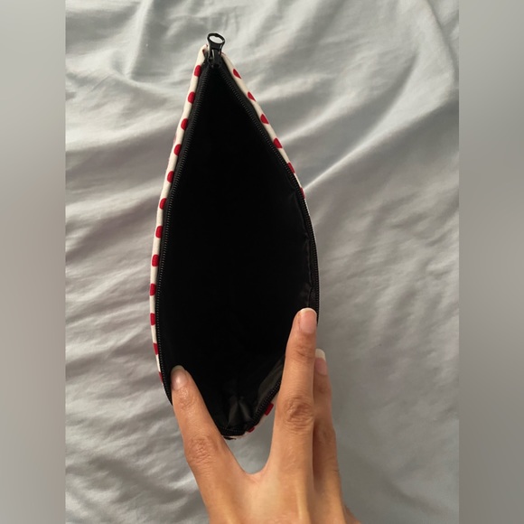 COPY - BRAND NEW MAKEUP BAG - Picture 4 of 4